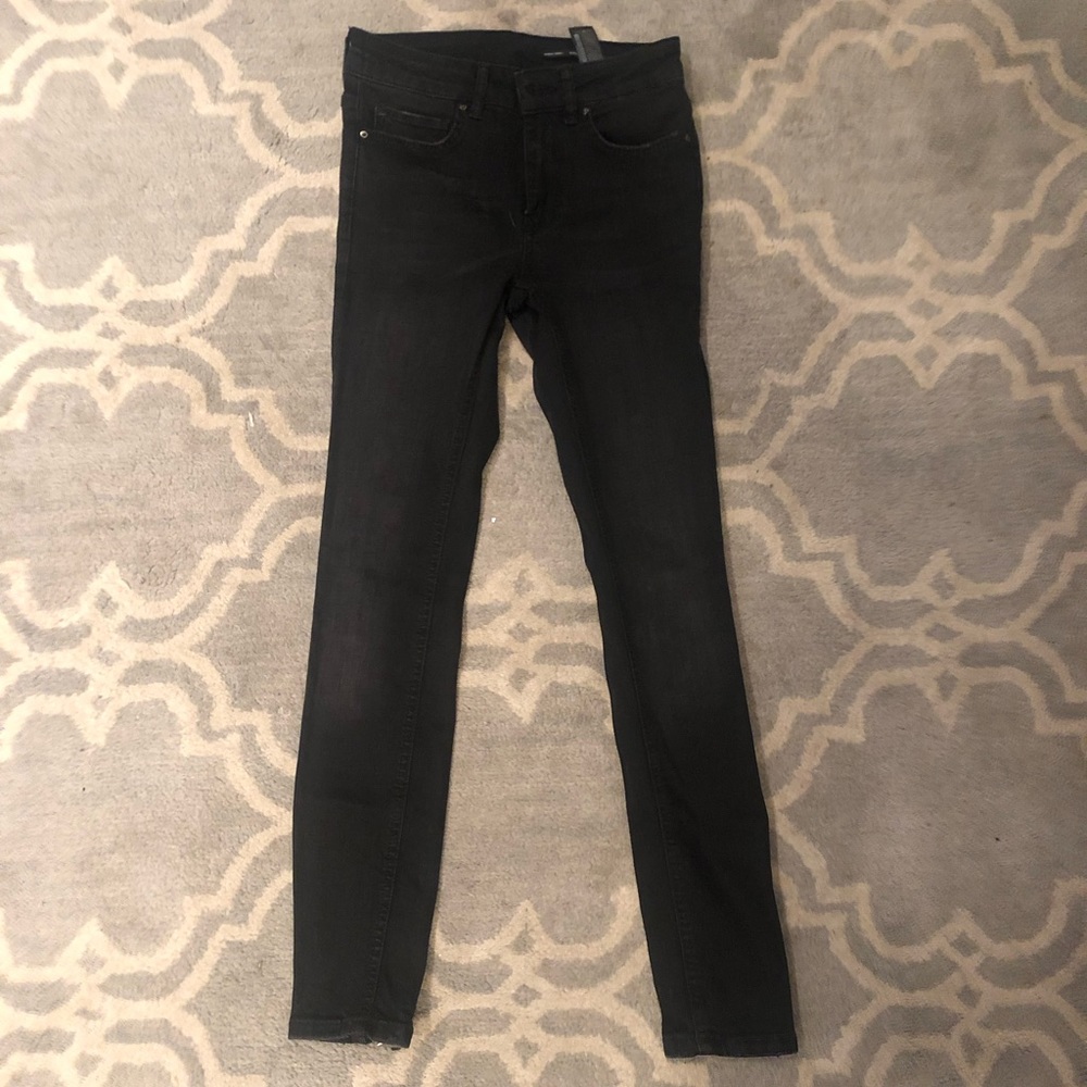 ZARA skinny black denim with zipper ankle detail